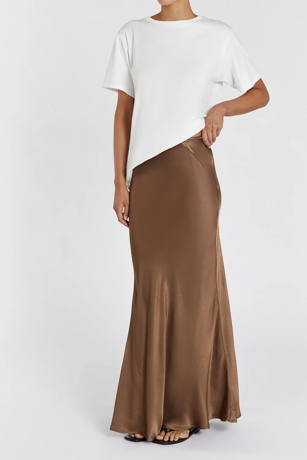 CHARLI COCO SATIN MAXI SKIRT sold by Dissh product image thumbnail 2