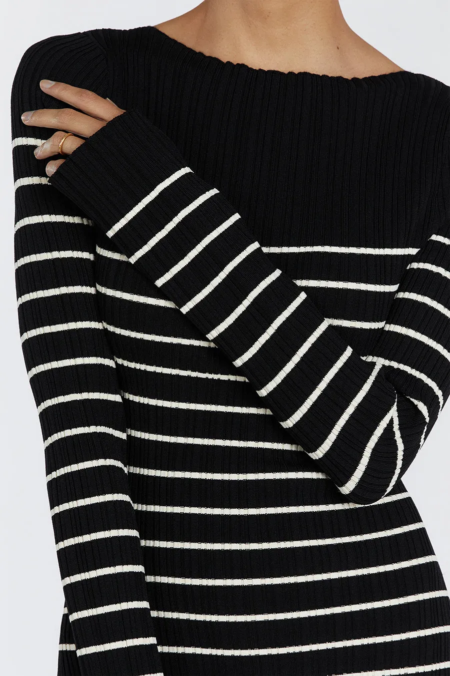 BILLIE BLACK STRIPE LONG SLEEVE MIDI DRESS sold by Dissh product image thumbnail 5