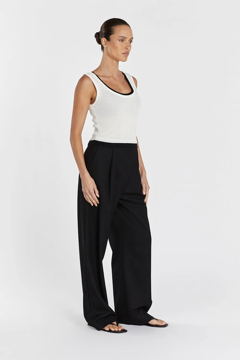 NOEL OFF WHITE CONTRAST KNIT TANK sold by Dissh product image thumbnail 3