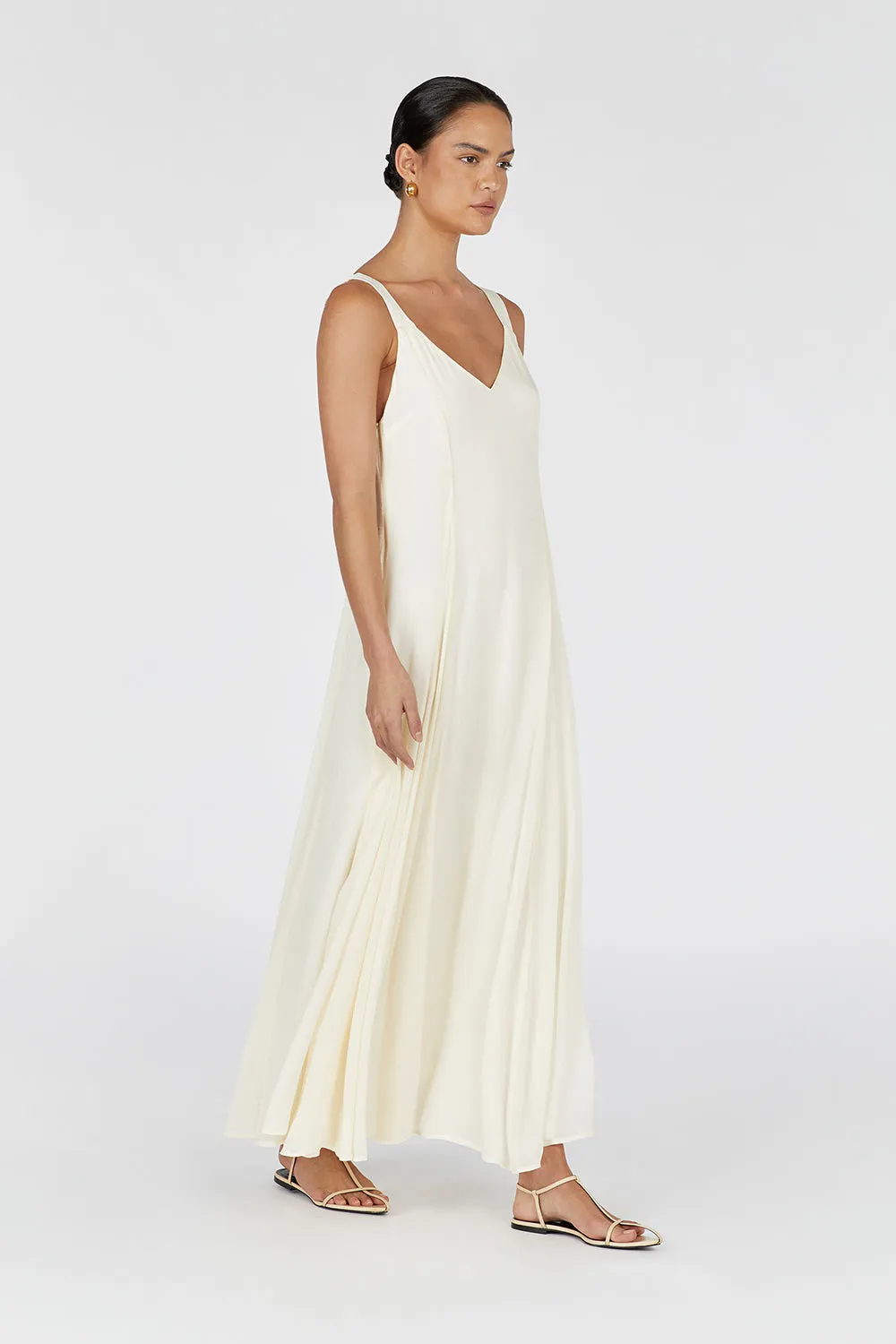 EMILY BUTTERMILK V-NECK MAXI DRESS sold by Dissh product image thumbnail 3