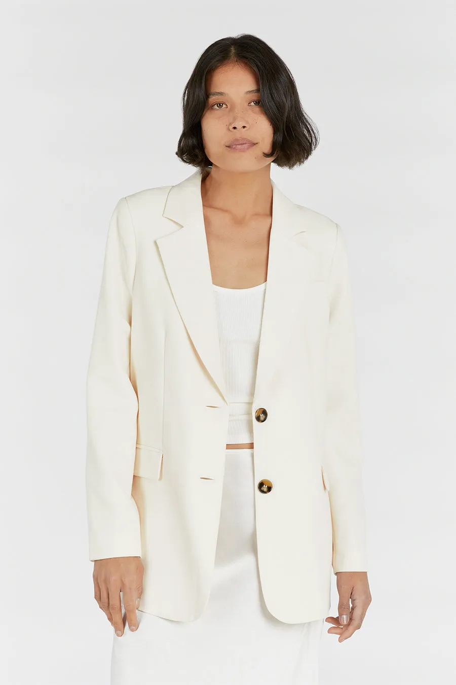 ROWAN CREAM SIGNATURE BLAZER sold by Dissh product image thumbnail 2