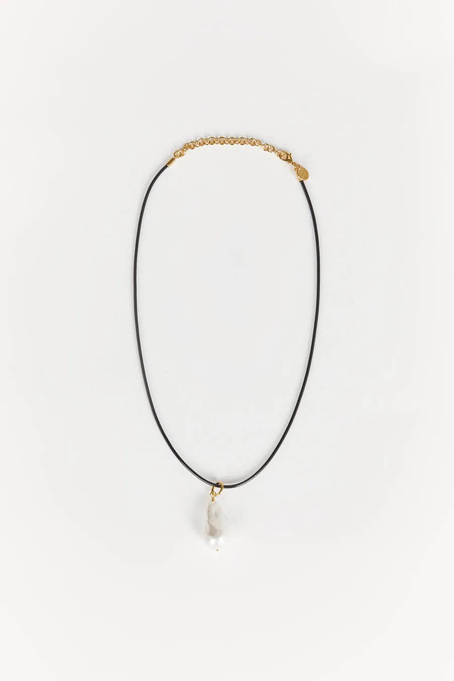 AMBER SCEATS INES PEARL NECKLACE sold by Dissh product image thumbnail 3