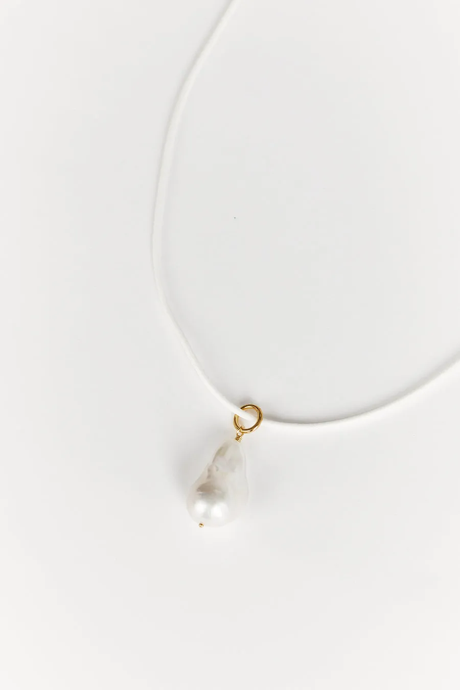 AMBER SCEATS INES PEARL NECKLACE sold by Dissh product image thumbnail 5