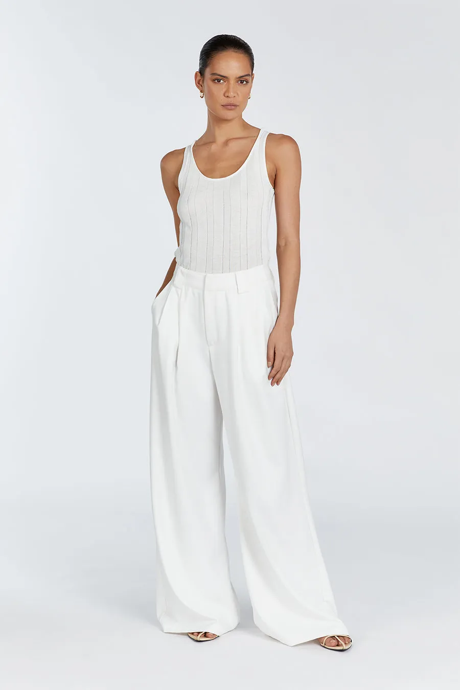 EDEN OFF WHITE SCOOP TANK sold by Dissh