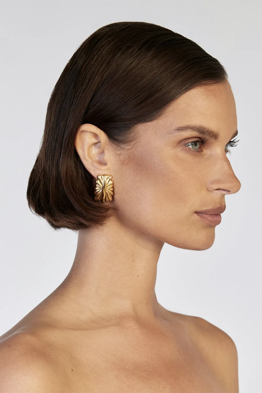 CENDRE LENA GOLD EARRINGS sold by Dissh product image thumbnail 3