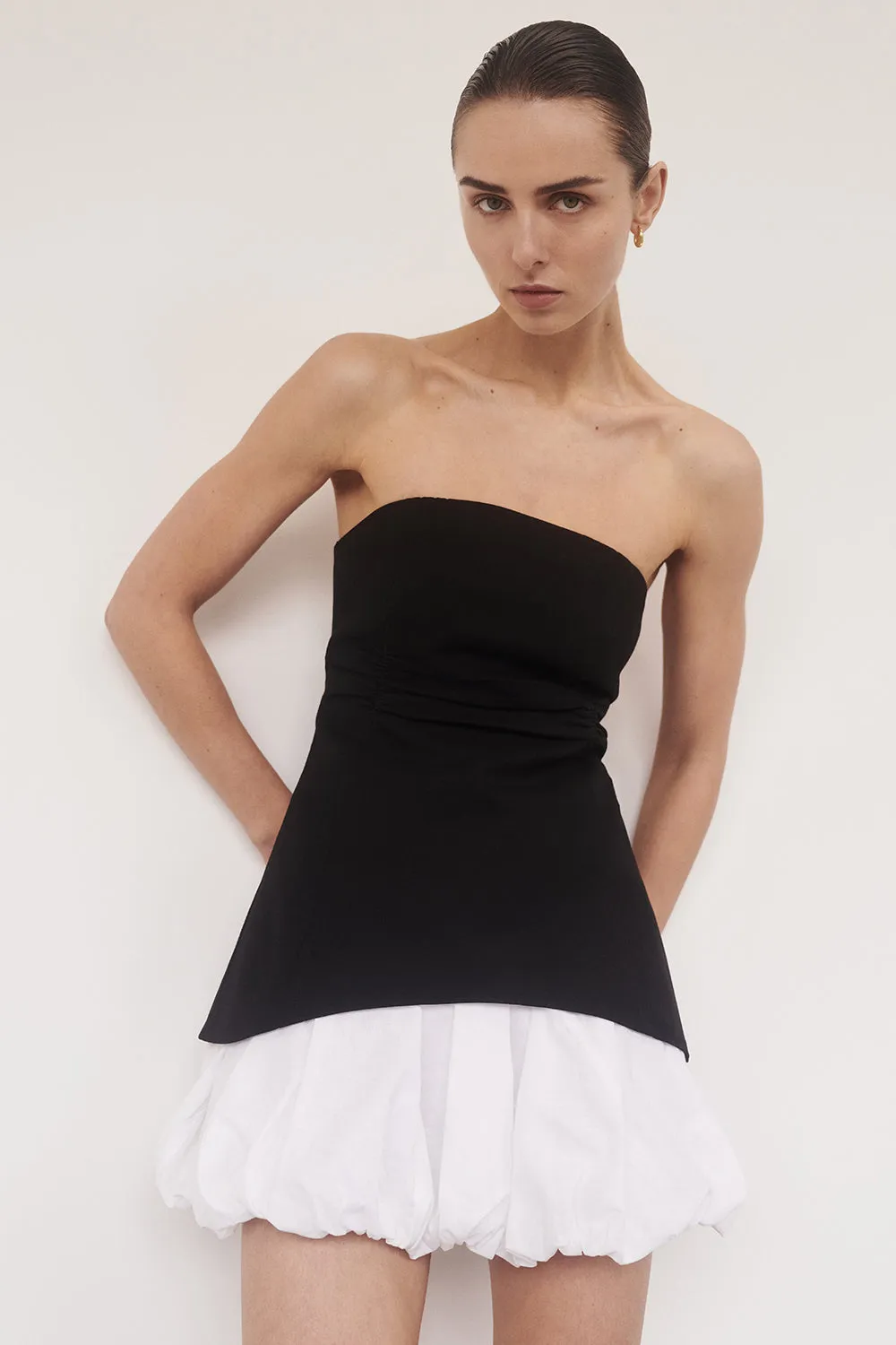 FRANCES BLACK STRAPLESS TOP sold by Dissh