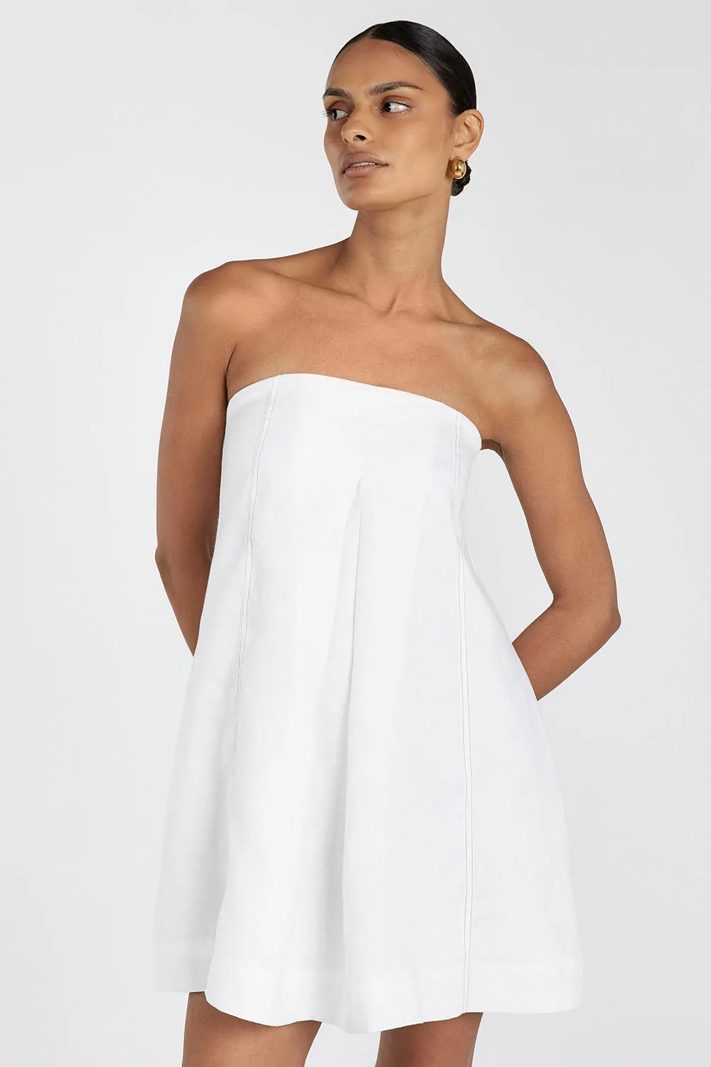 SIMONA WHITE LINEN MINI DRESS sold by Dissh product image thumbnail 2