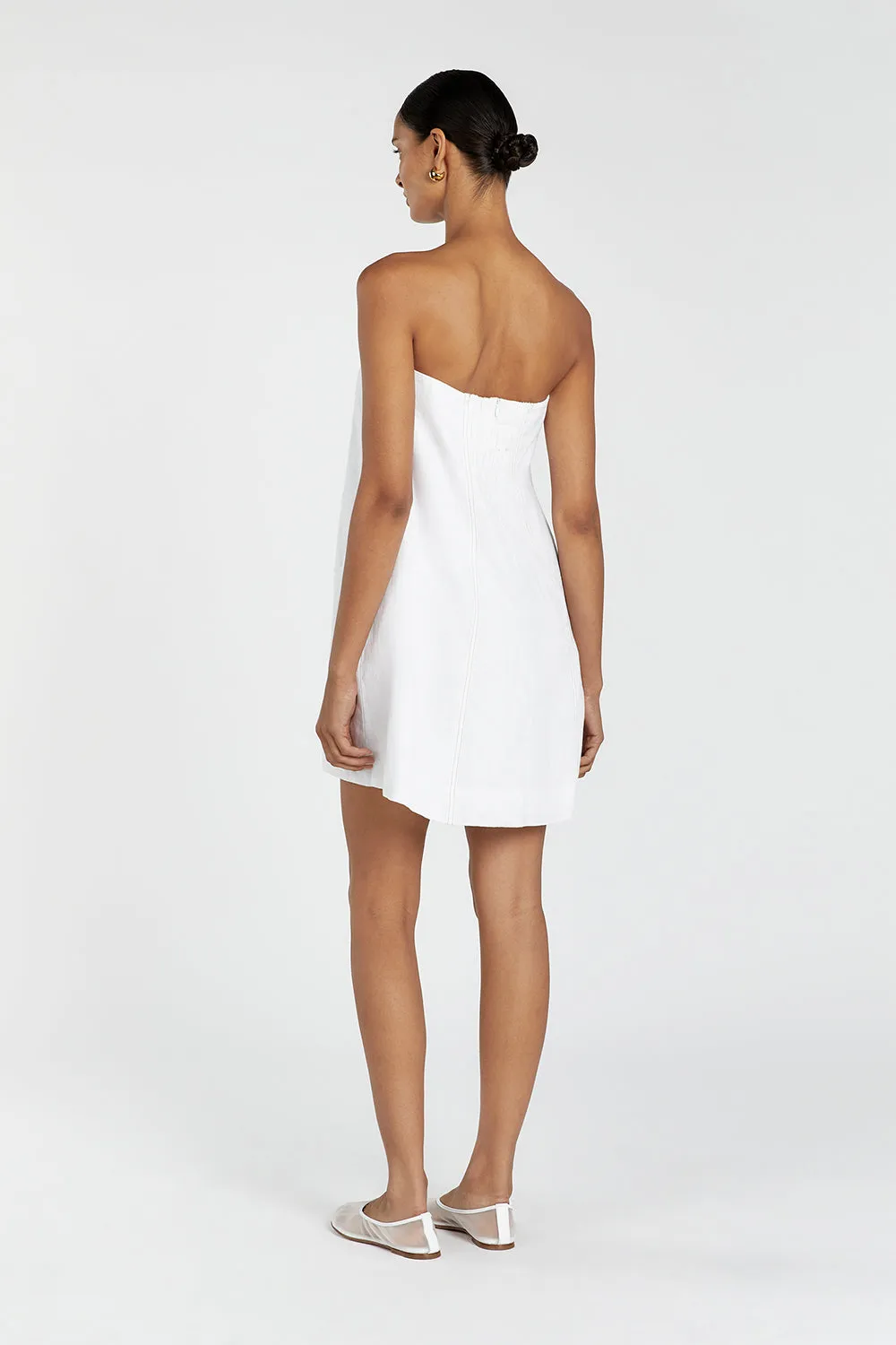 SIMONA WHITE LINEN MINI DRESS sold by Dissh product image thumbnail 4