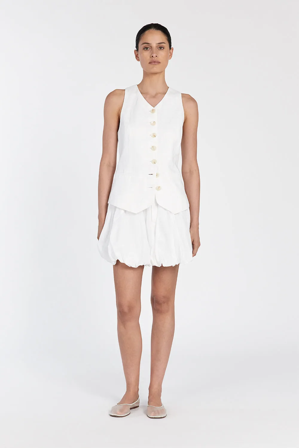 MARIA WHITE LINEN MINI SKIRT sold by Dissh product image thumbnail 2