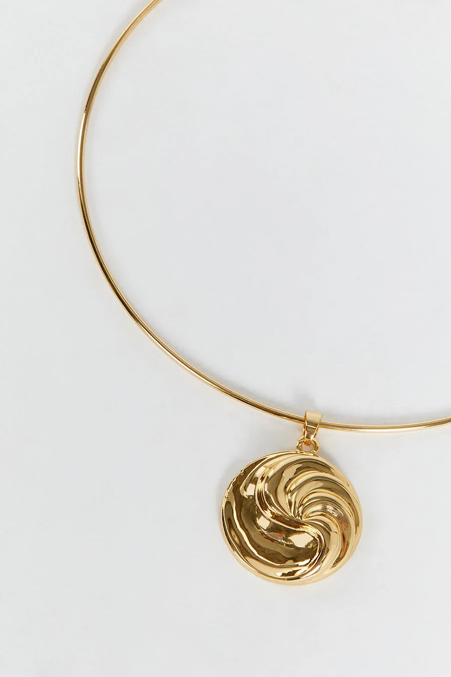 LUV AJ THE LEILA CHOKER GOLD sold by Dissh product image thumbnail 3