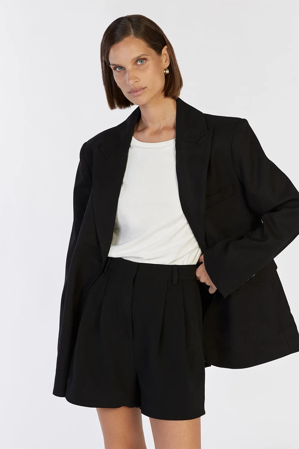 ROWAN TAILORED BLACK SHORT sold by Dissh product image thumbnail 4