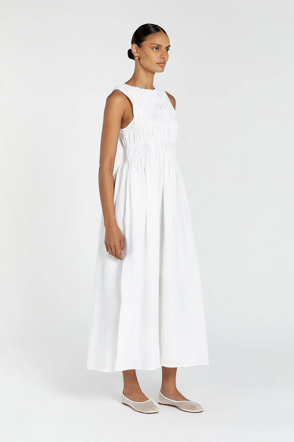 LESSI WHITE LINEN MAXI DRESS sold by Dissh product image thumbnail 3