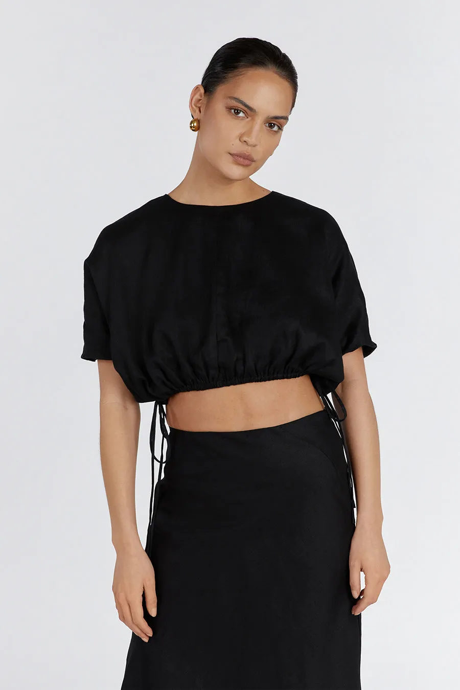 GEORGIA BLACK LINEN CROP TOP sold by Dissh product image thumbnail 2