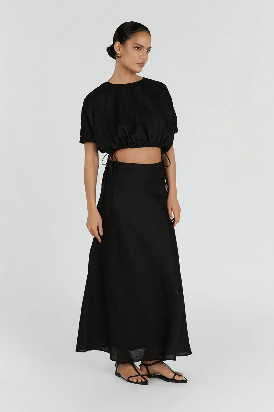 GEORGIA BLACK LINEN CROP TOP sold by Dissh product image thumbnail 3