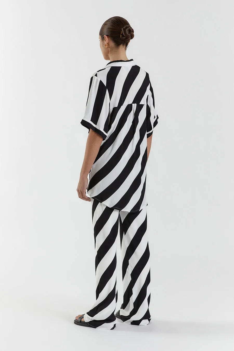 CARLIE WHITE/ BLACK DRAWSTRING PANT sold by Dissh product image thumbnail 4