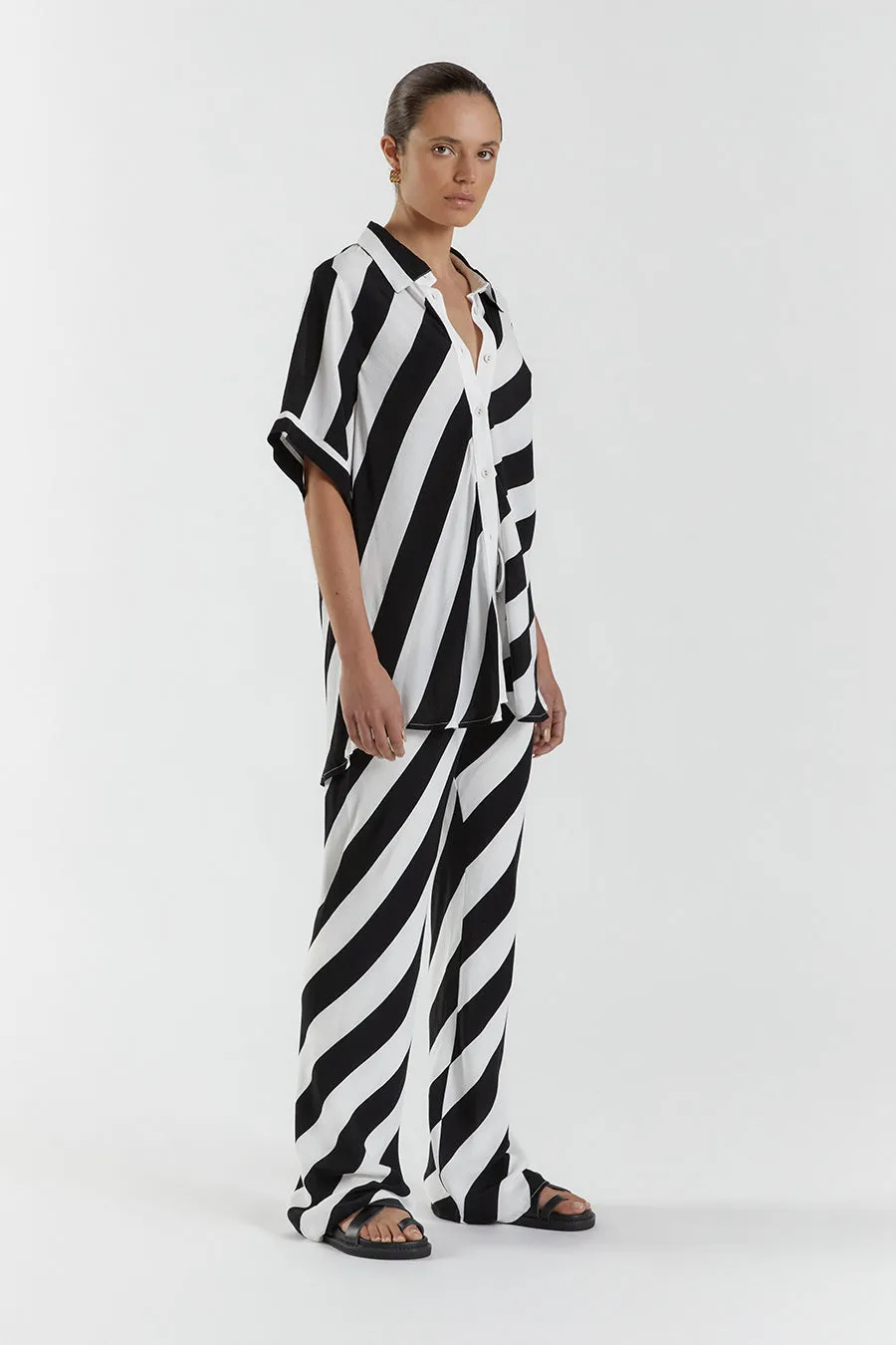 CARLIE WHITE/ BLACK DRAWSTRING PANT sold by Dissh product image thumbnail 3