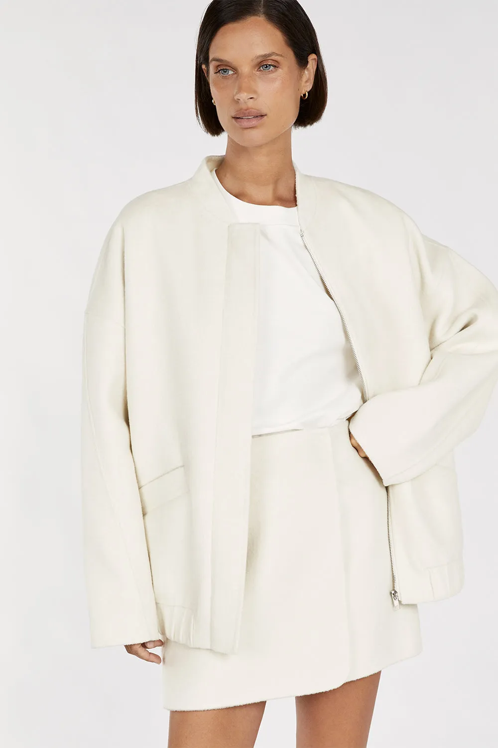 JERI CREAM WOOL BLEND MINI SKIRT sold by Dissh product image thumbnail 2