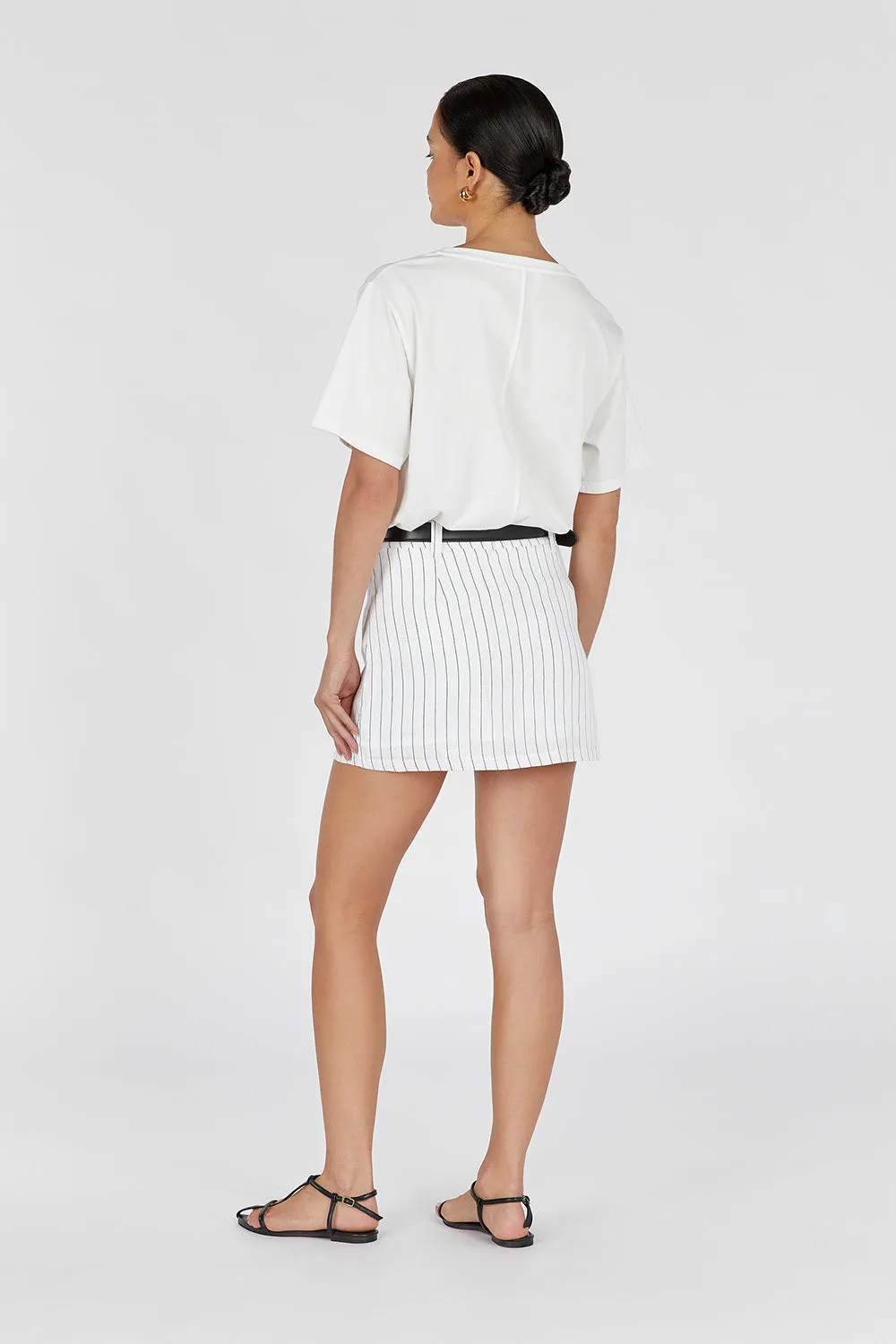 MARCEL WHITE PINSTRIPE LINEN SKORT sold by Dissh product image thumbnail 4