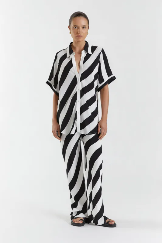 CARLIE WHITE/ BLACK VACATION SHIRT sold by Dissh