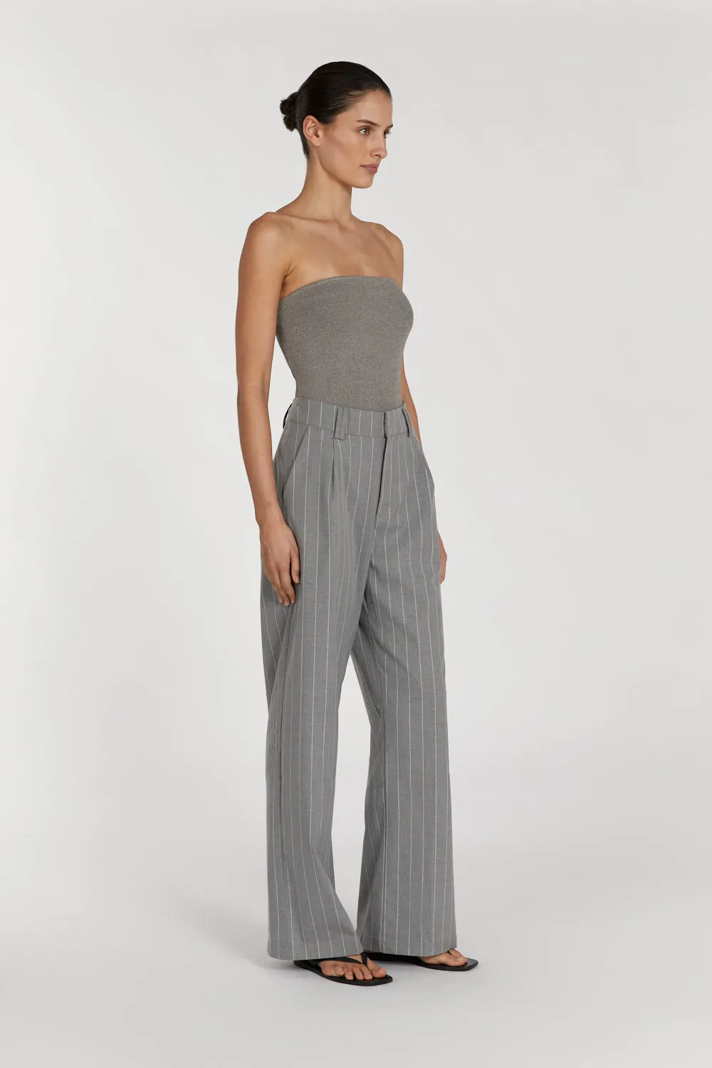 VERA SMOKE KNIT BANDEAU TOP sold by Dissh product image thumbnail 3