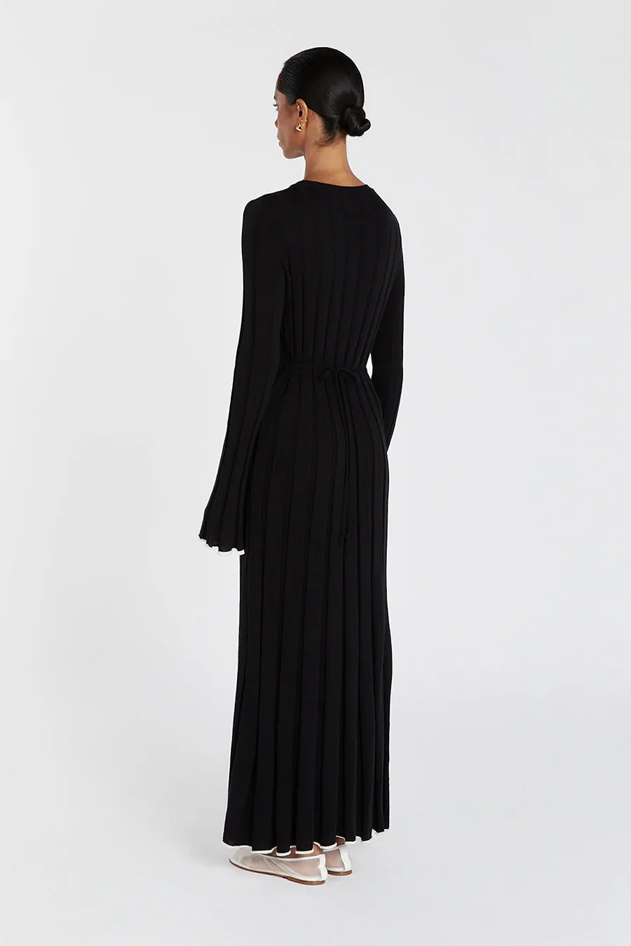 FLORA BLACK CONTRAST KNIT MIDI DRESS sold by Dissh product image thumbnail 4