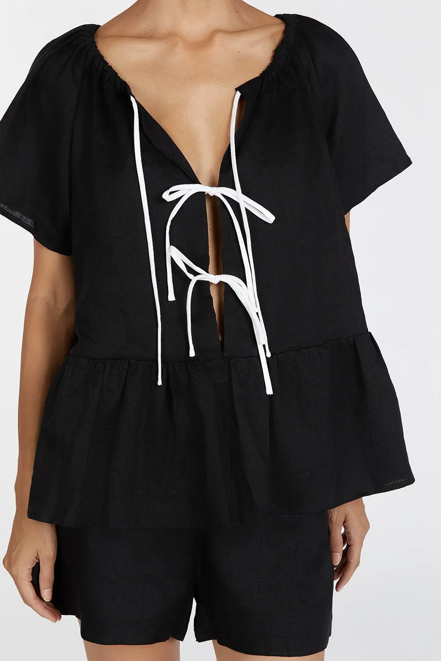 DEL BLACK LINEN SLEEVED TOP sold by Dissh product image thumbnail 5