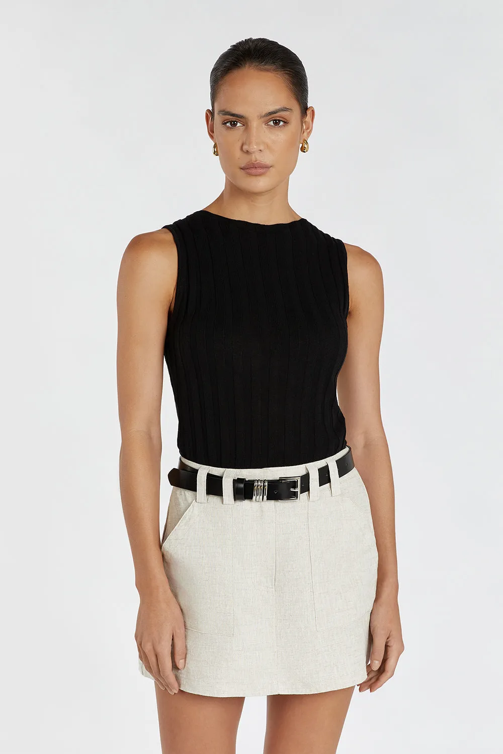 GOLDIE BLACK BOAT NECK TANK sold by Dissh product image thumbnail 2