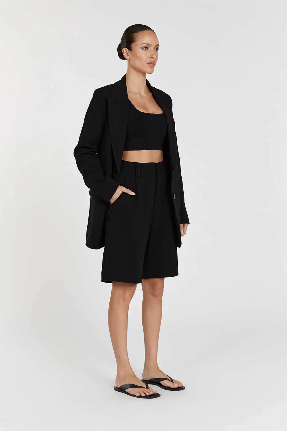 FINNEAS BLACK KNIT CROP TOP sold by Dissh product image thumbnail 4
