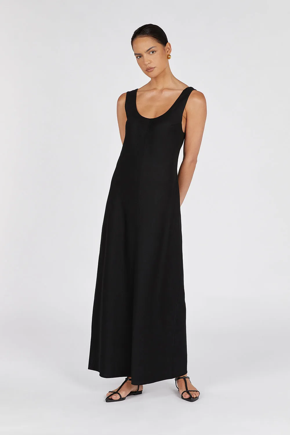 MONICA BLACK SCOOP LINEN MAXI DRESS sold by Dissh product image thumbnail 2