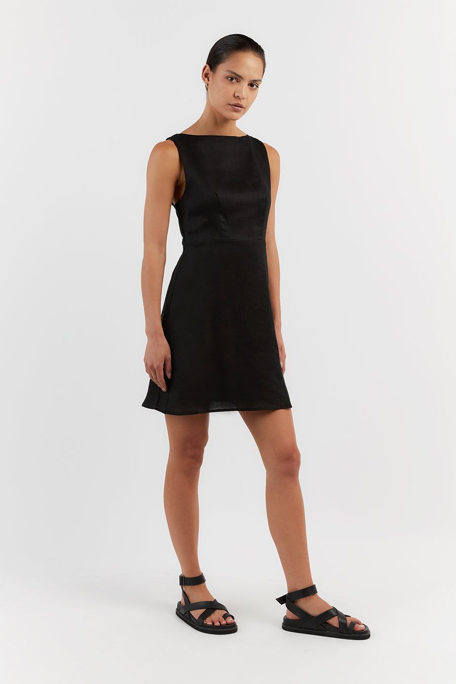 TYLA BLACK LINEN MINI DRESS sold by Dissh product image thumbnail 3