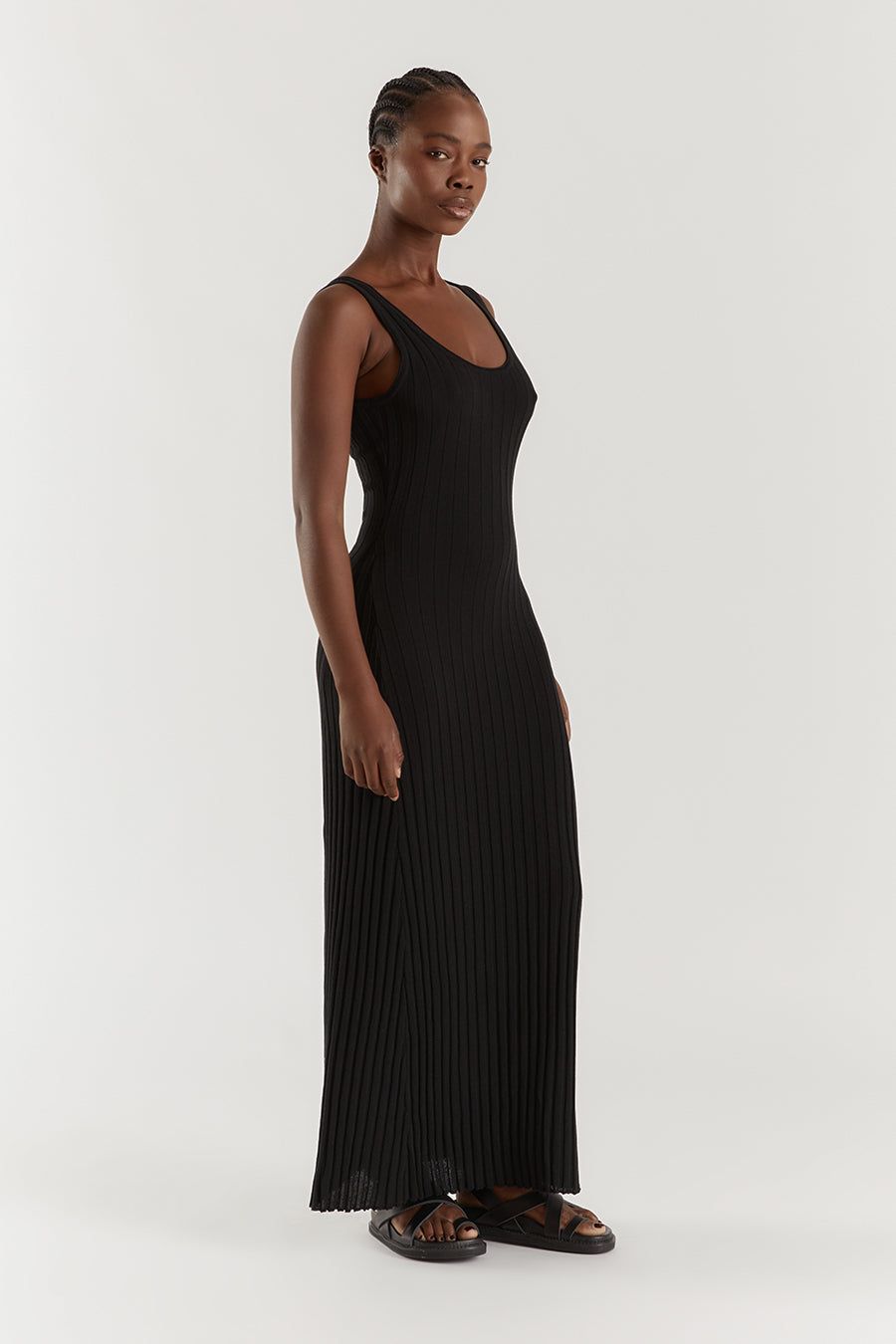 GOLDIE BLACK SCOOP MIDI DRESS sold by Dissh product image thumbnail 3