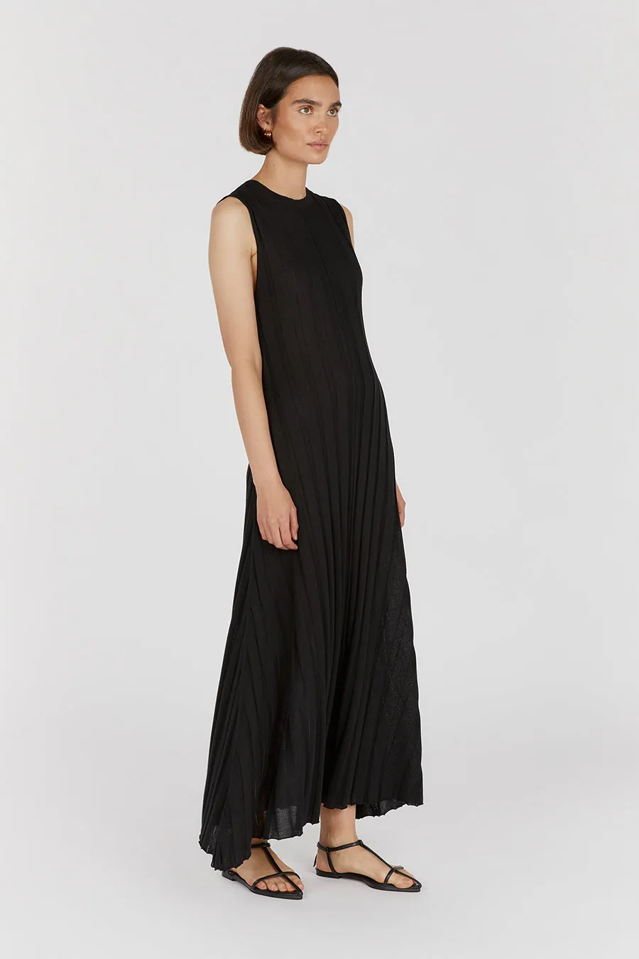 EDEN BLACK SLEEVELESS MAXI DRESS sold by Dissh product image thumbnail 3