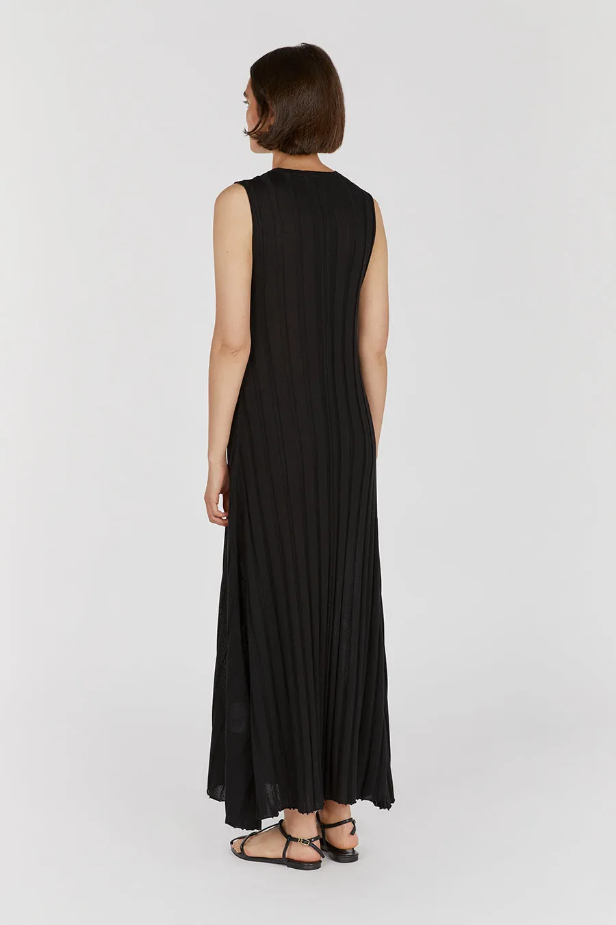 EDEN BLACK SLEEVELESS MAXI DRESS sold by Dissh product image thumbnail 4