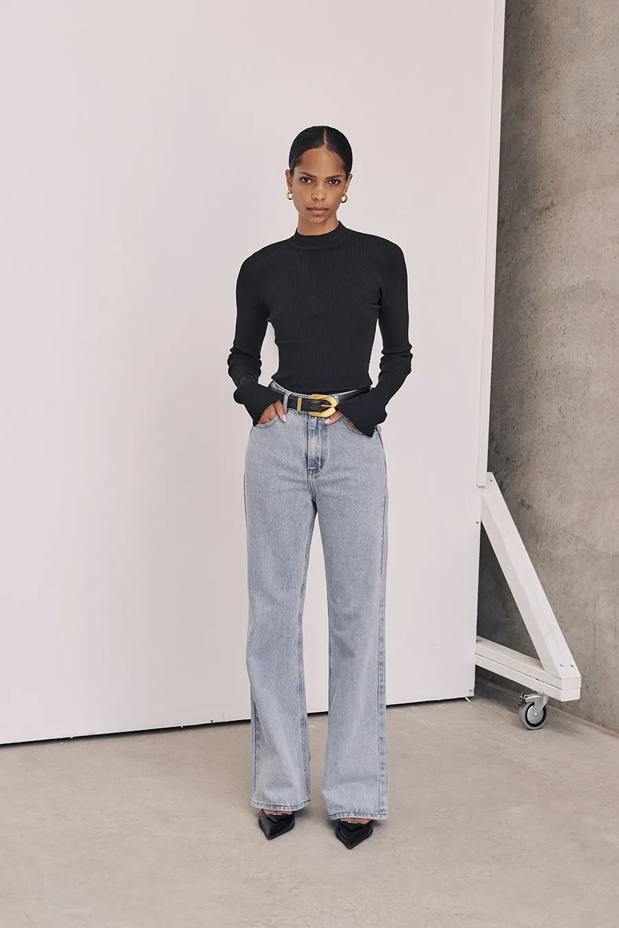 ALEXA BLUE HIGH RISE STRAIGHT JEAN sold by Dissh