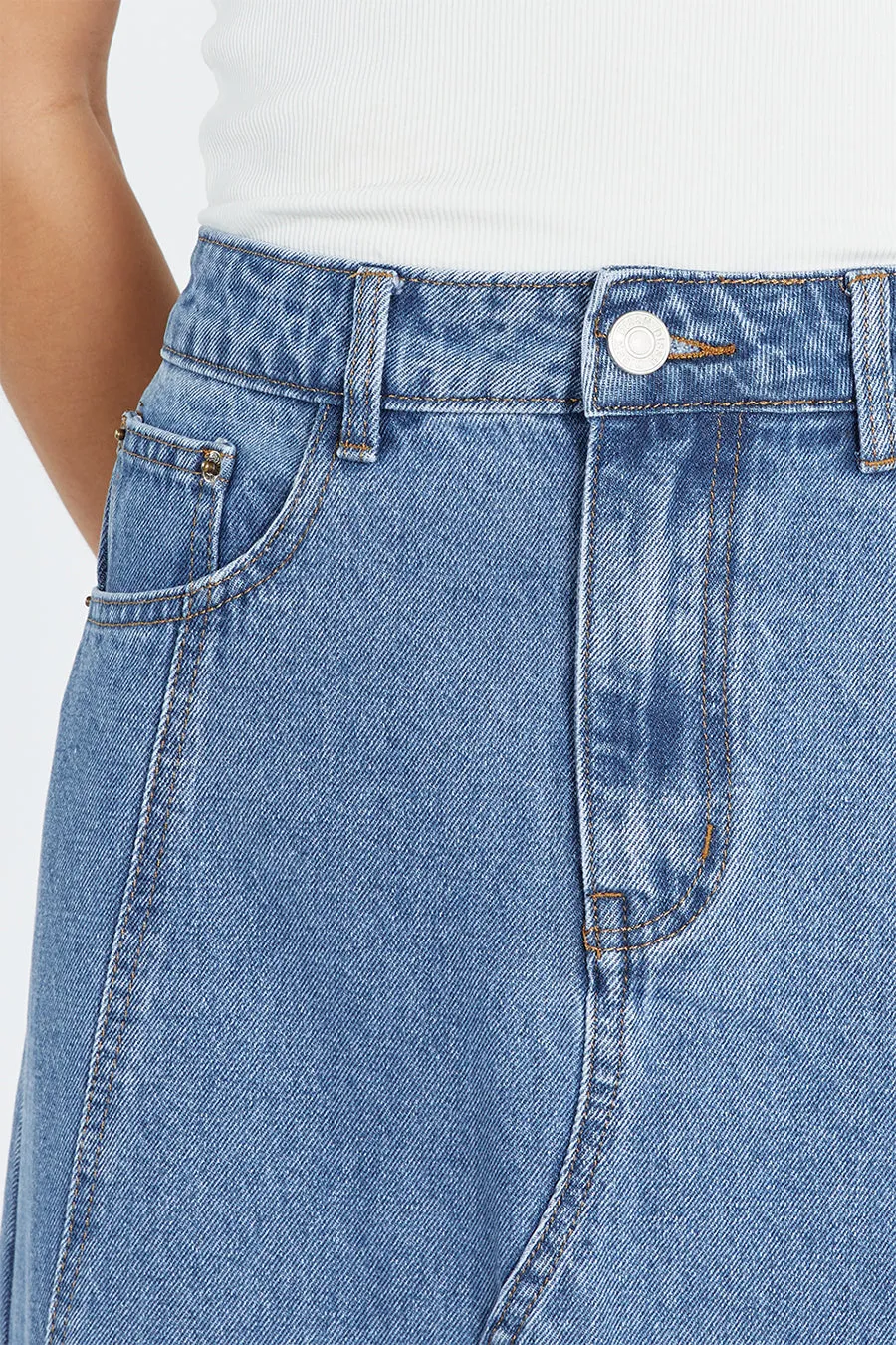 LENNON VINTAGE BLUE DENIM MAXI SKIRT sold by Dissh product image thumbnail 5