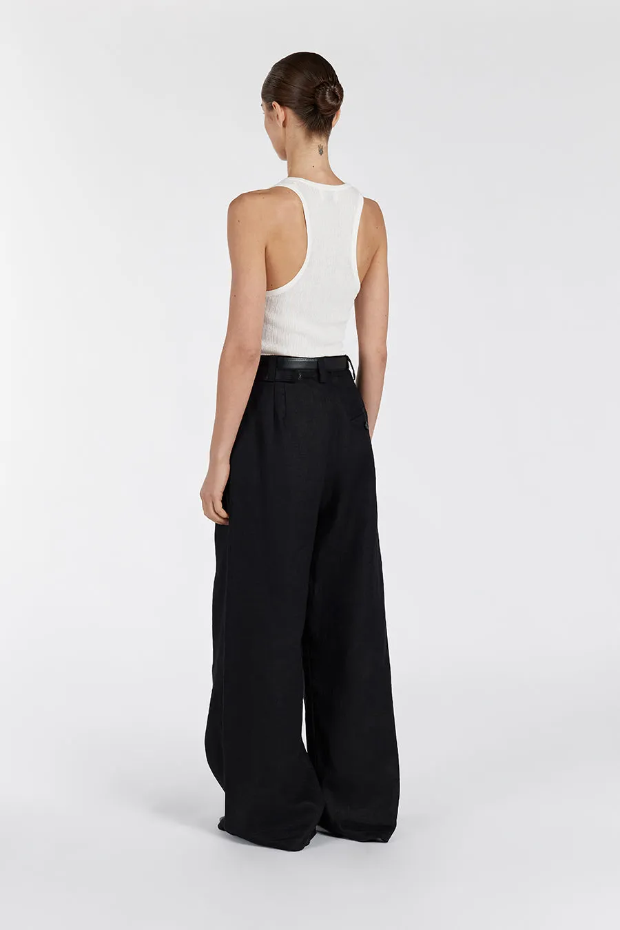 HOLDEN BLACK LINEN PANT sold by Dissh product image thumbnail 4