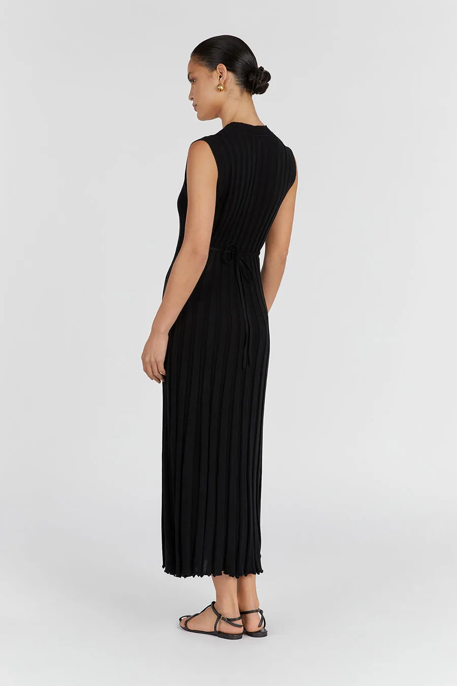 ASTRID BLACK SCOOP MIDI DRESS sold by Dissh product image thumbnail 4