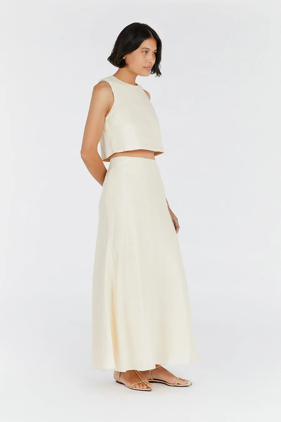 MONICA BUTTERMILK SCOOP LINEN CROP TOP sold by Dissh product image thumbnail 3