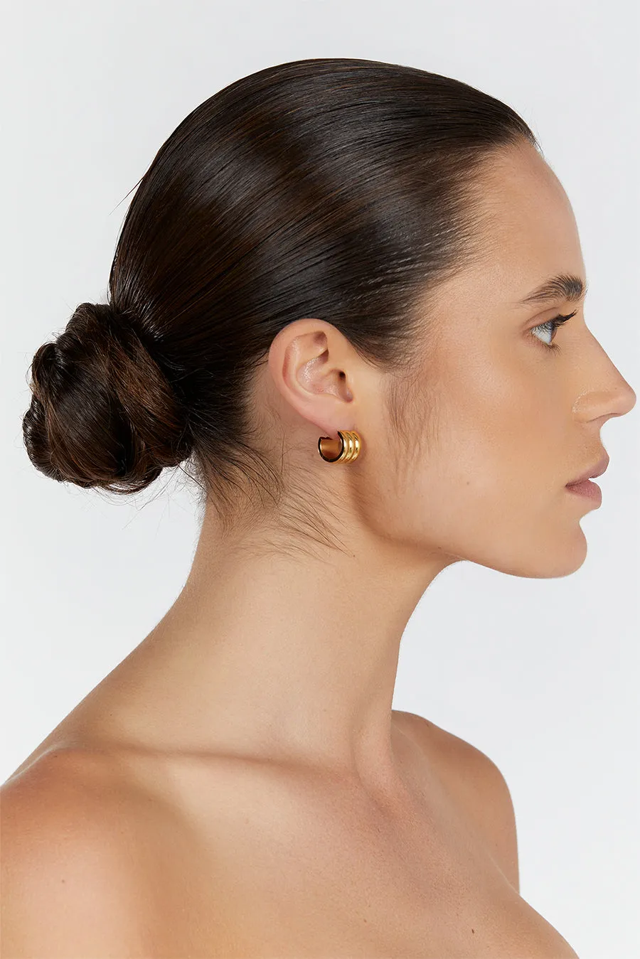 CENDRE LIV GOLD HOOP EARRINGS sold by Dissh product image thumbnail 3