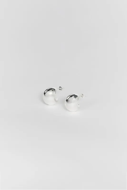 CENDRE BOBBI SILVER EARRING sold by Dissh