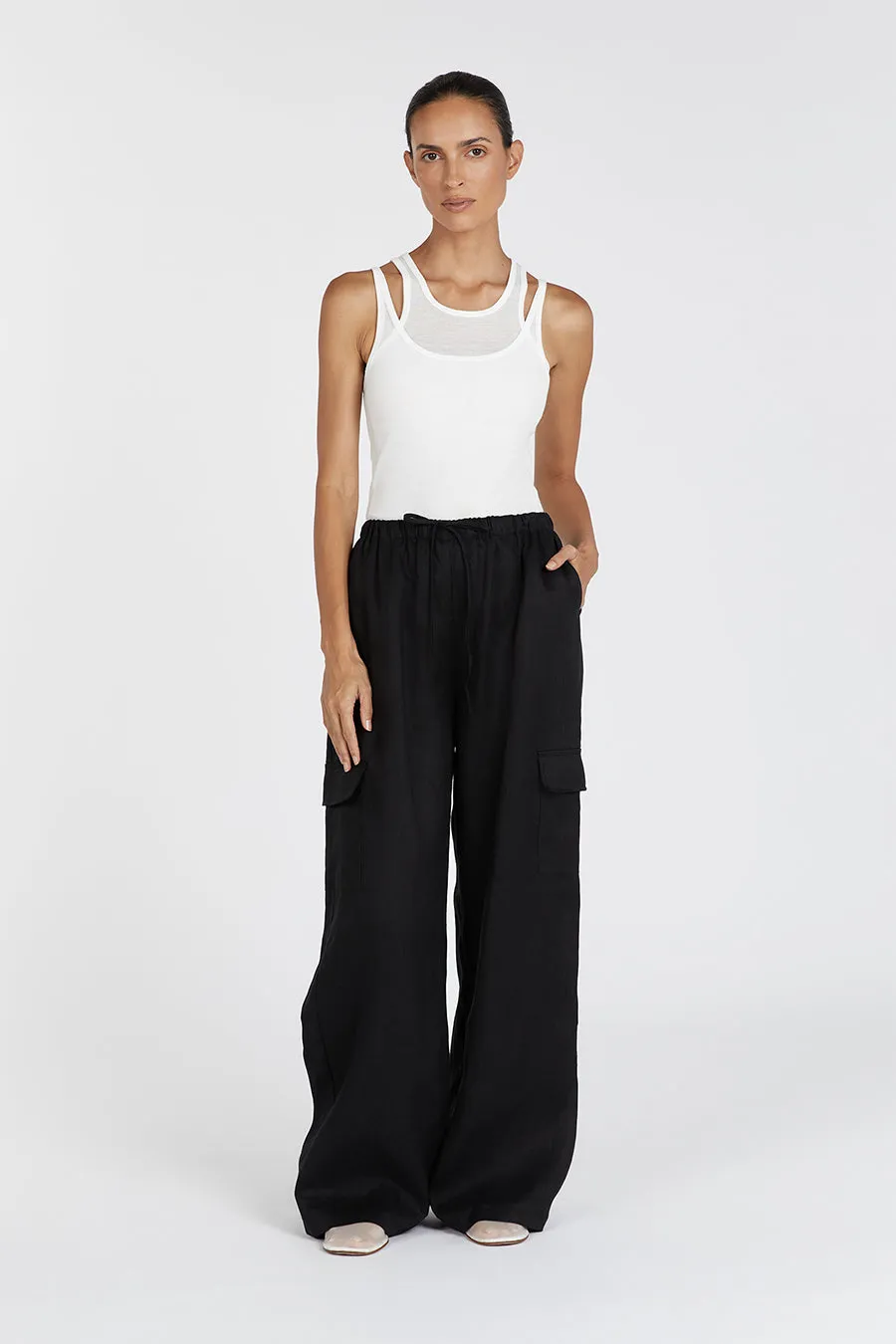 INGRID BLACK LINEN CARGO PANT sold by Dissh