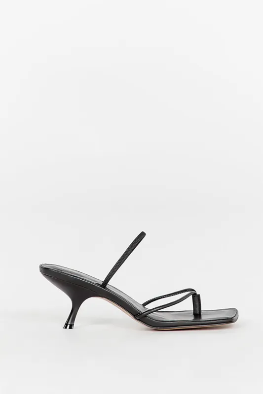 ALIAS MAE JENNA BLACK HEEL sold by Dissh