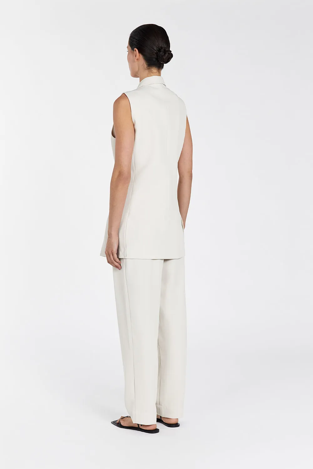 HUGO OAT TUCK PANT sold by Dissh product image thumbnail 4