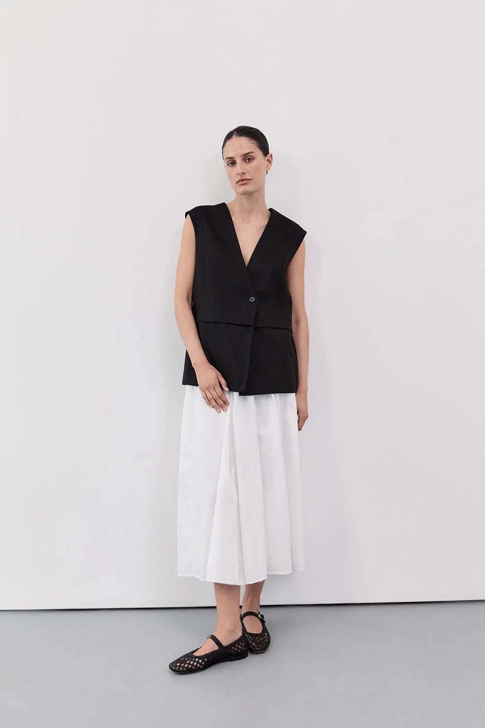 TAYLOR BLACK VEST sold by Dissh