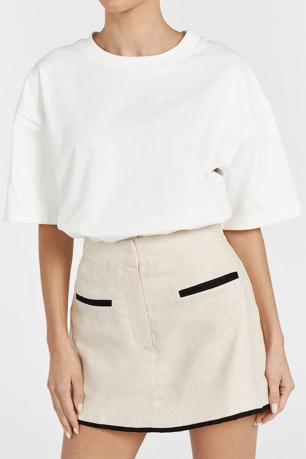 VON CREAM LINEN SKORT sold by Dissh product image thumbnail 5