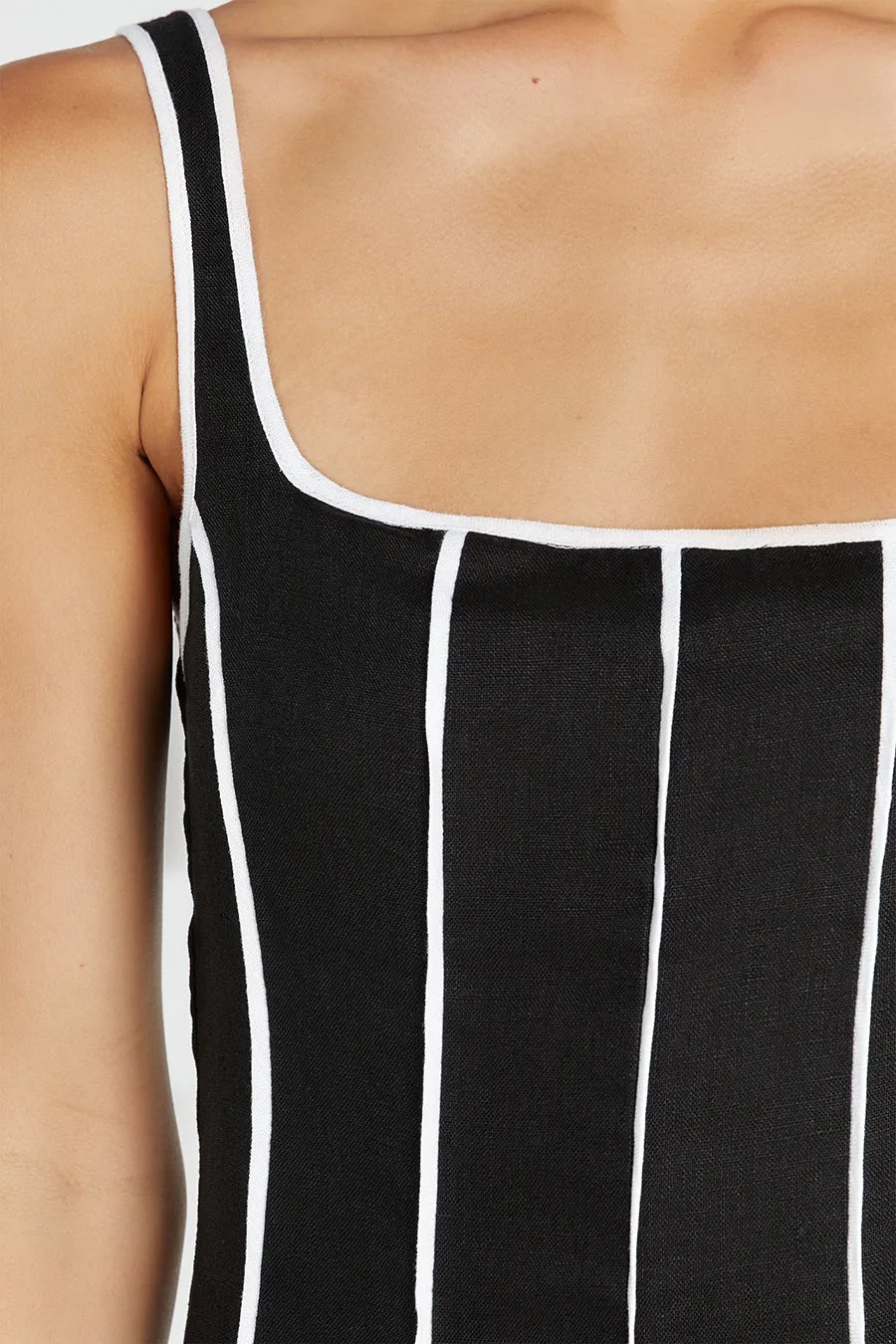 BECK BLACK LINEN MIDI DRESS sold by Dissh product image thumbnail 5