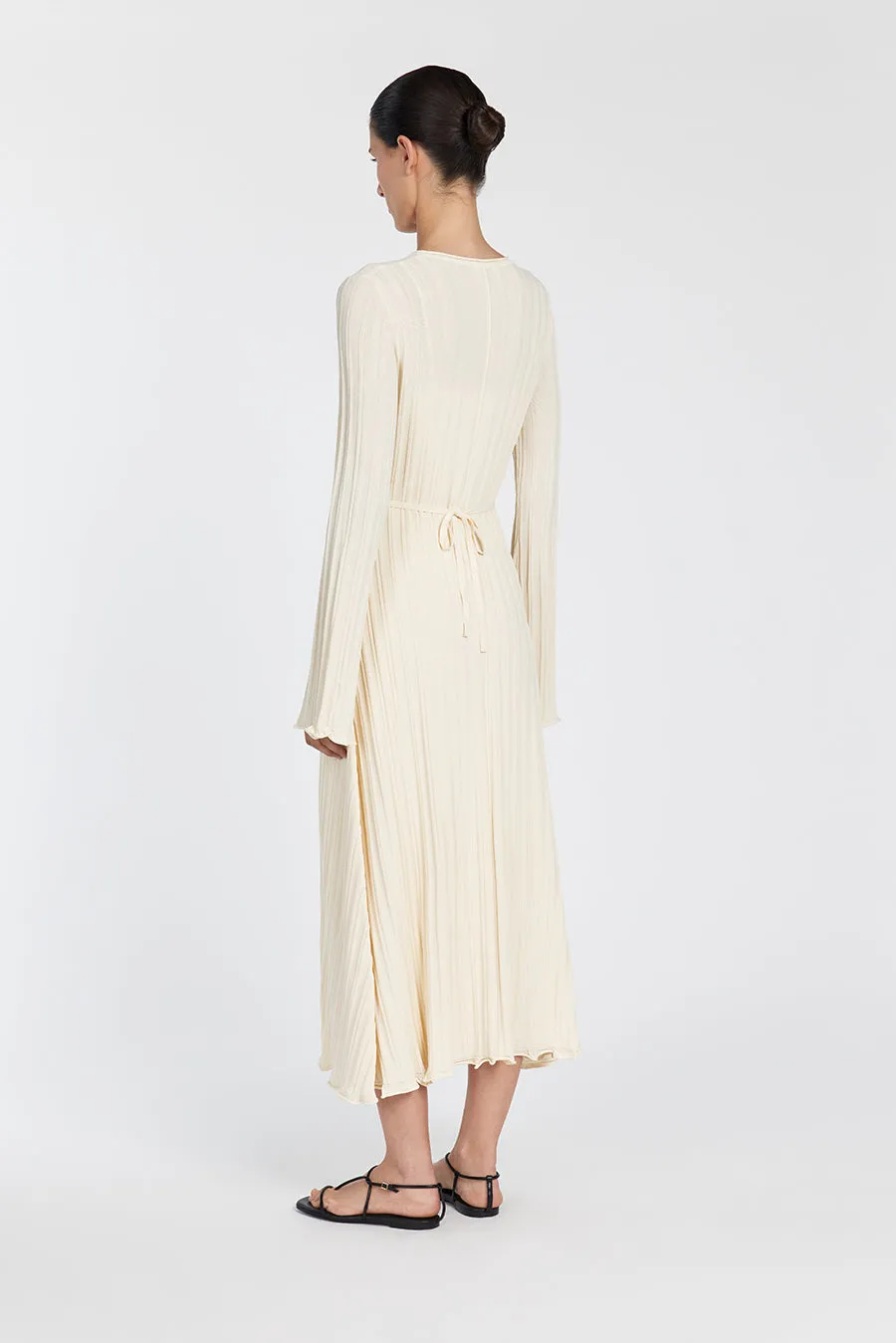SYLVIA CREAM KNIT MIDI DRESS sold by Dissh product image thumbnail 5