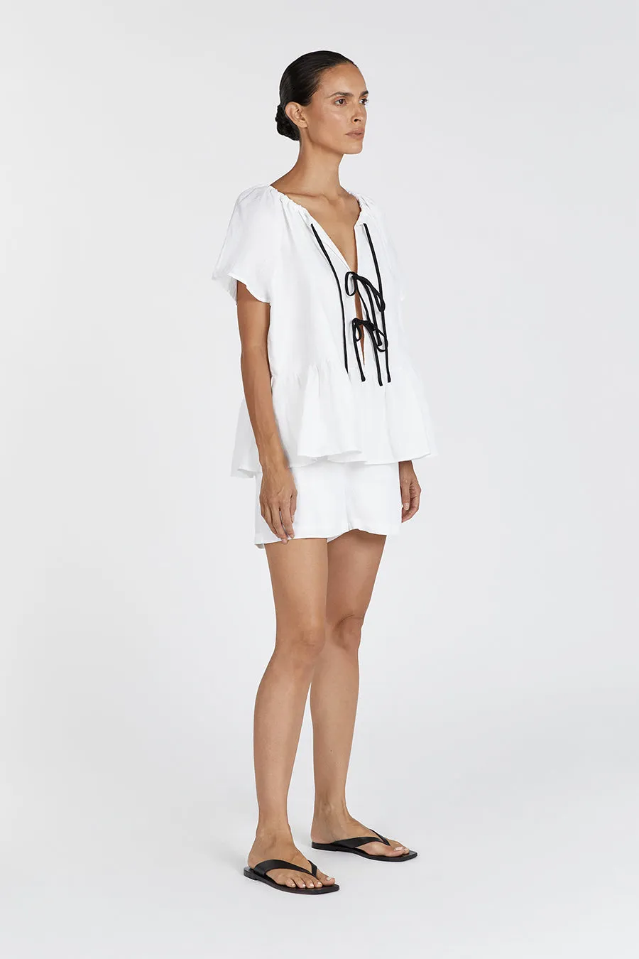 DEL WHITE LINEN SLEEVED TOP sold by Dissh product image thumbnail 3
