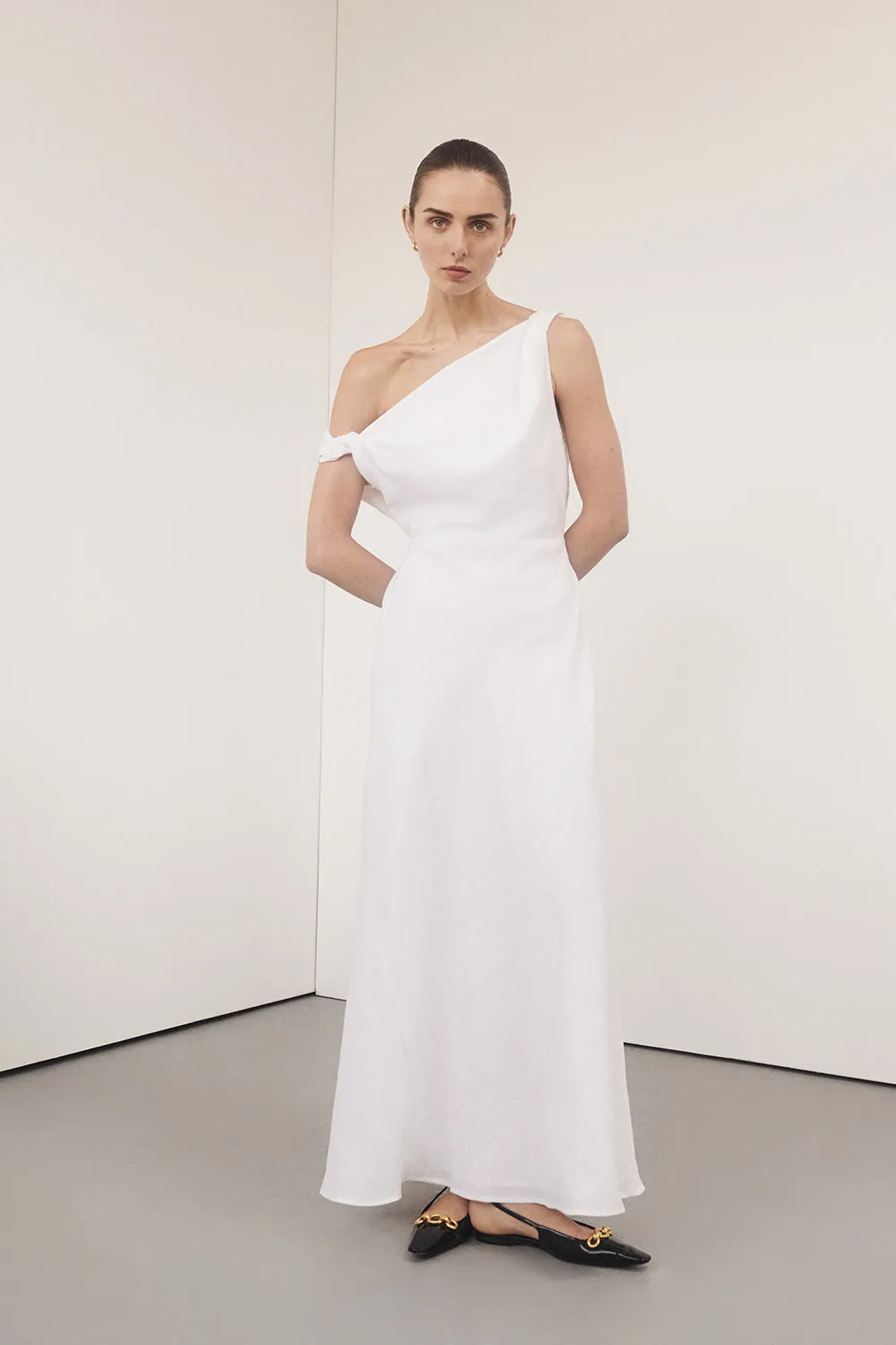 JOELLE WHITE LINEN MIDI DRESS sold by Dissh