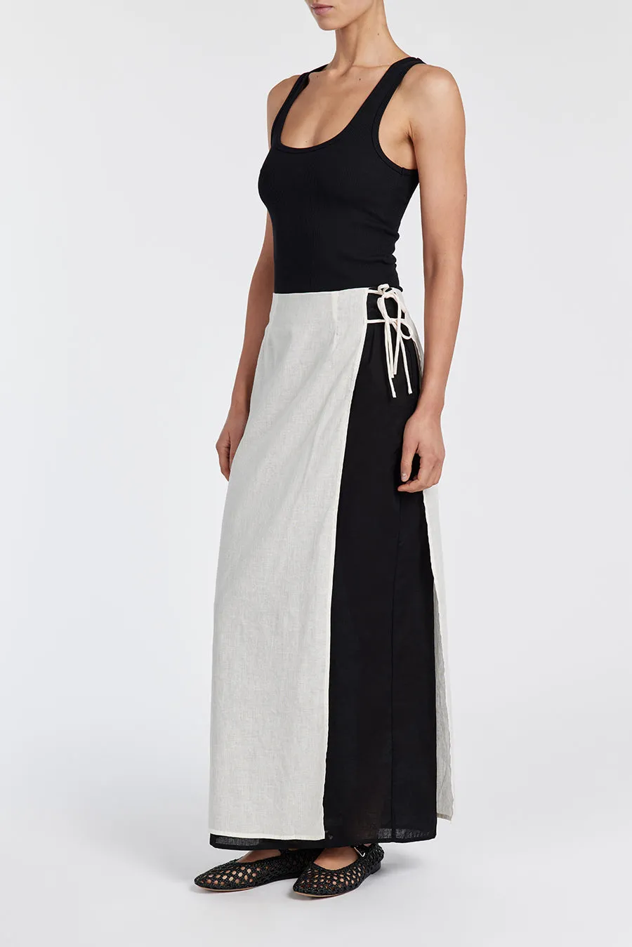 MEGAN CREAM/BLACK WRAP SKIRT sold by Dissh product image thumbnail 3